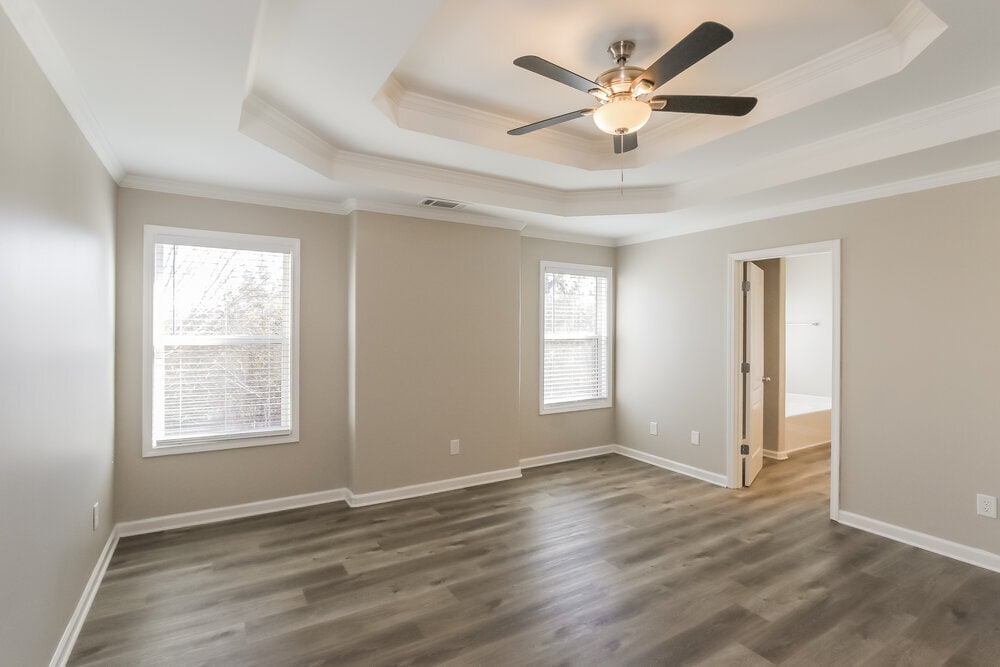 Building Photo - 1990 Lily Valley Dr