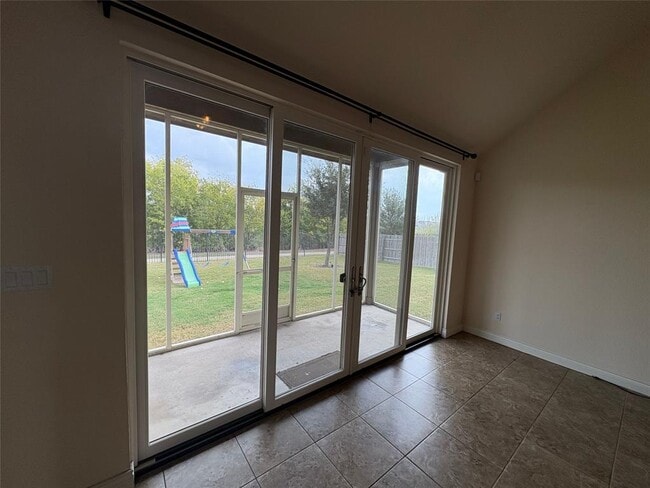 Building Photo - 3900 Crispin Hall Ln