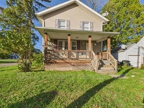 Building Photo - 903 Donald Ave