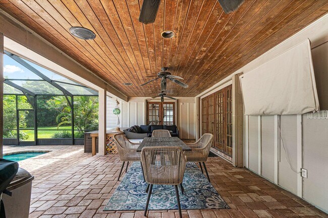 Building Photo - 12101 Tumbleweed Ct