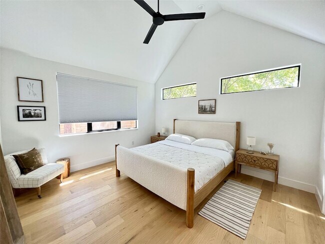 Building Photo - 7809 Mullen Dr