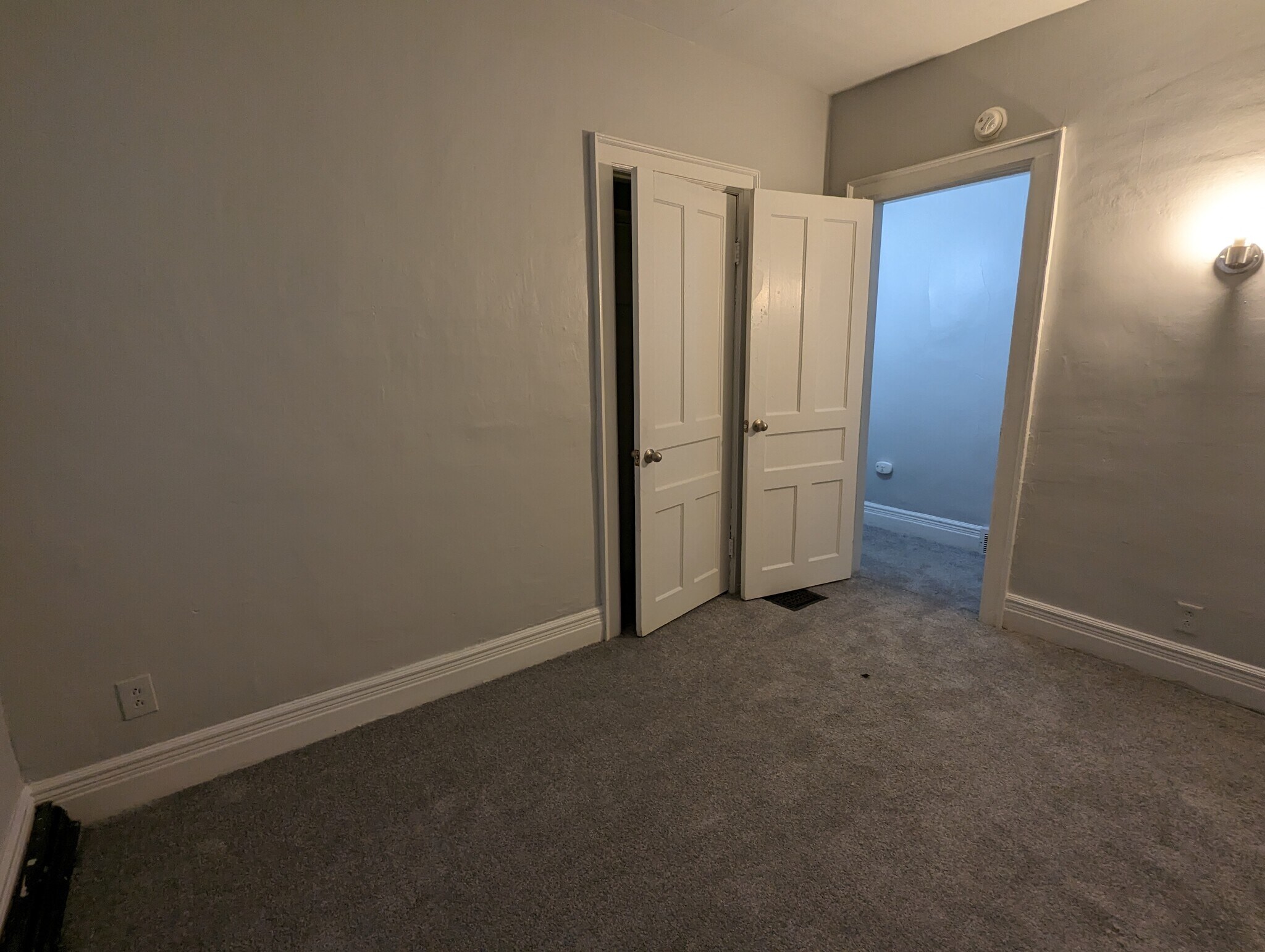 Building Photo - 576 Potomac Ave