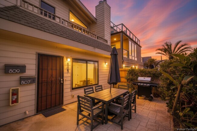 Building Photo - 807 Capistrano Pl