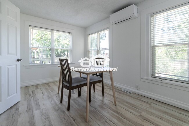 Building Photo - 3226 Campbell St