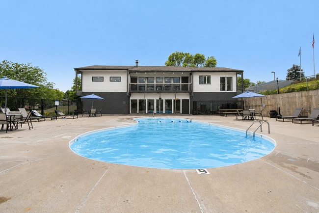 Building Photo - 3410 Montrovia Blvd