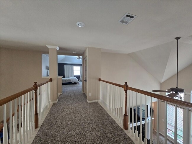 Building Photo - 10620 Chestnut Ridge Rd