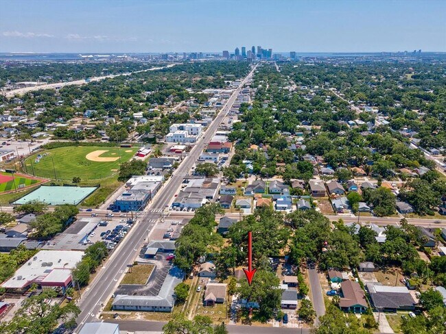 Building Photo - 106 W Louisiana Ave