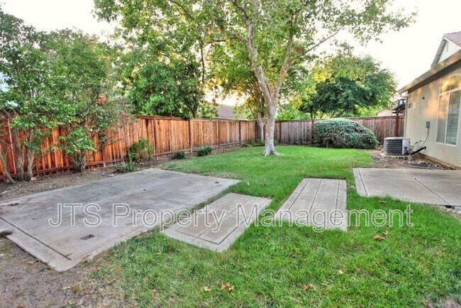 Building Photo - 3112 Gennaker Way