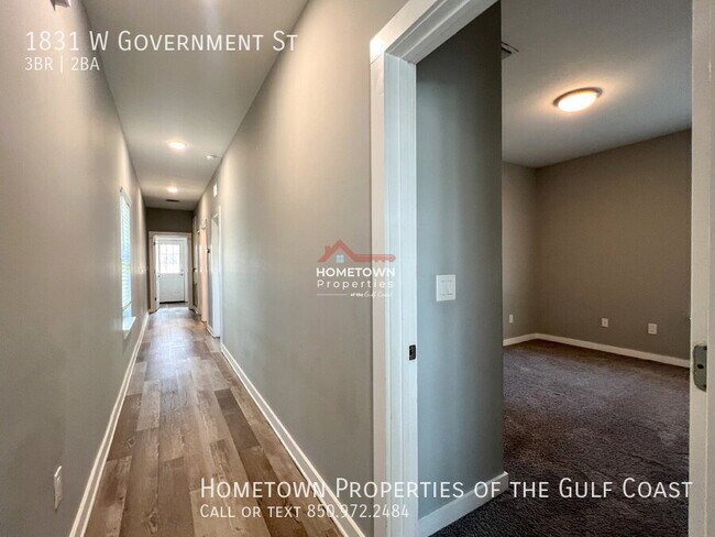 Building Photo - 3-Bed Downtown Pensacola Cottage