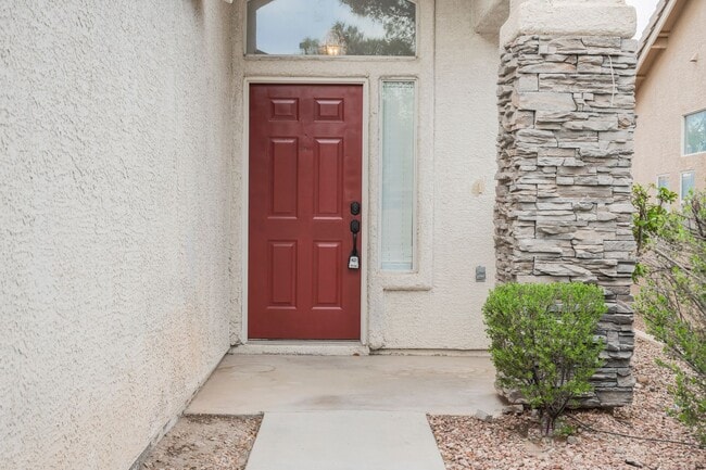 Building Photo - Honey, I’m Home! This Lovely 3 Bedroom, Two-Story Home Is Located In Summerlin.