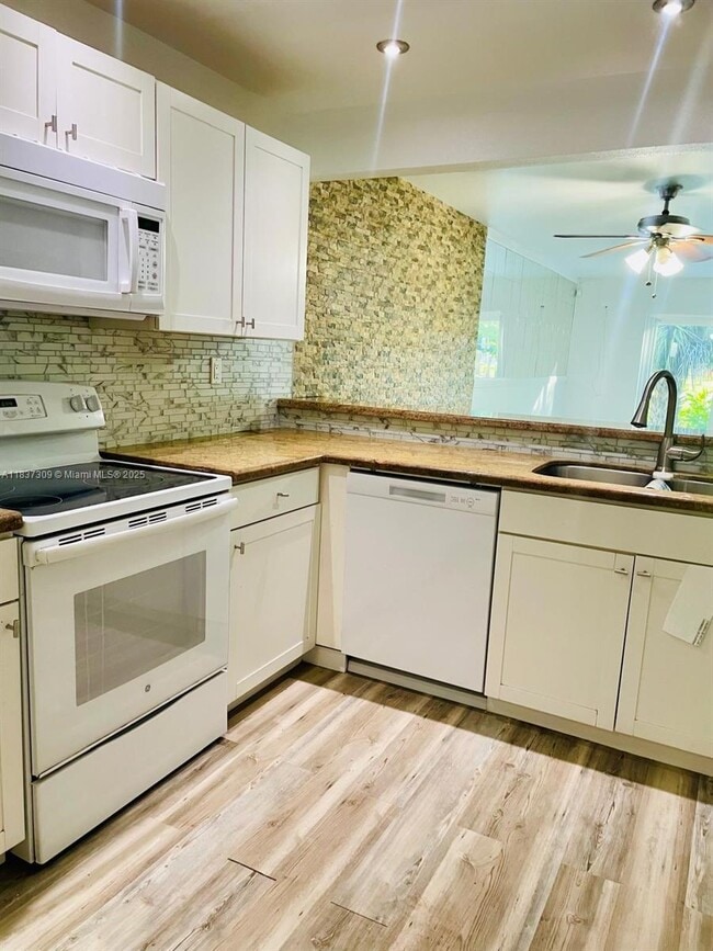 Building Photo - 8084 NW 41st Ct
