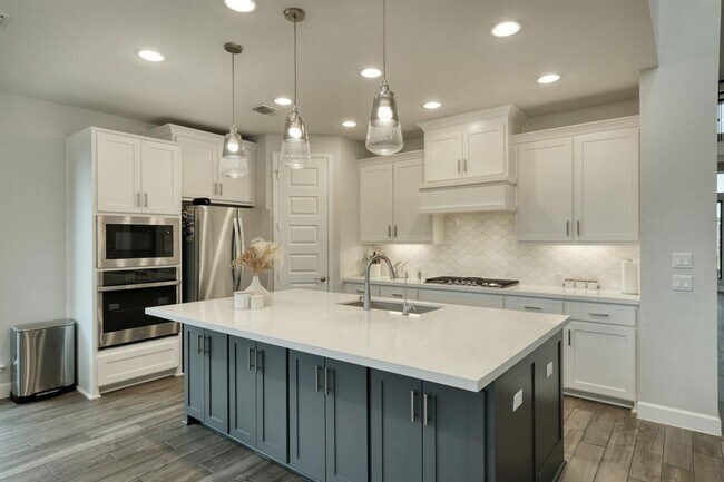 Building Photo - 1401 Mulberry Oak Ln