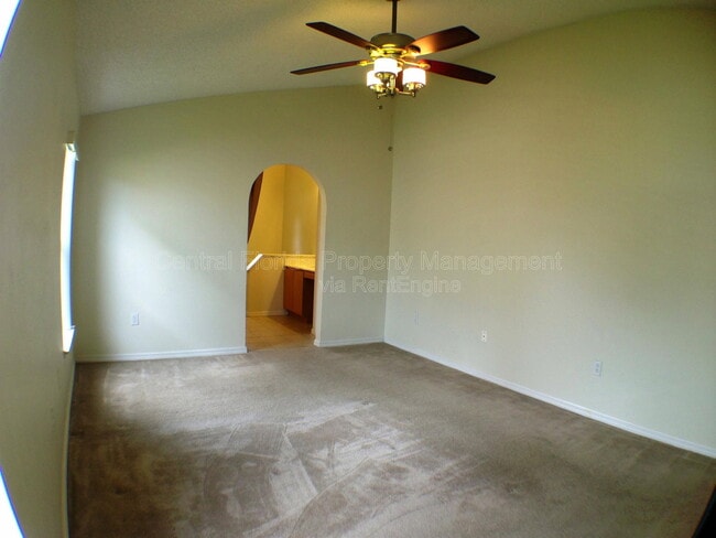 Building Photo - 3842 Stonefield Dr