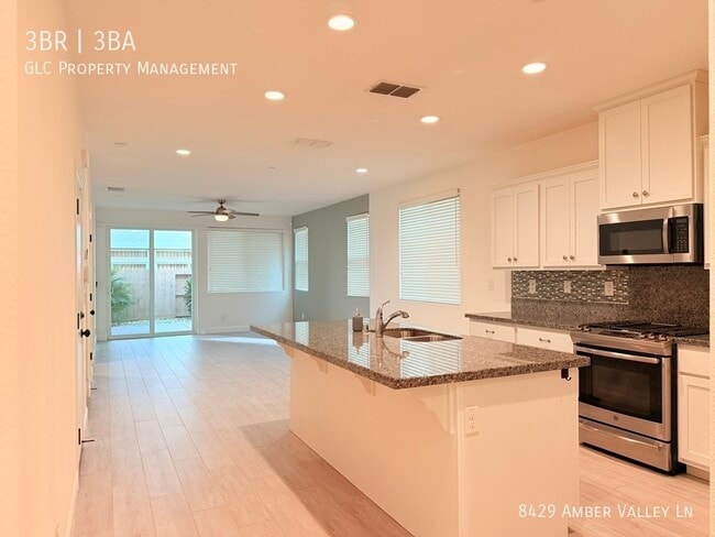 Building Photo - 8429 Amber Vly Ln