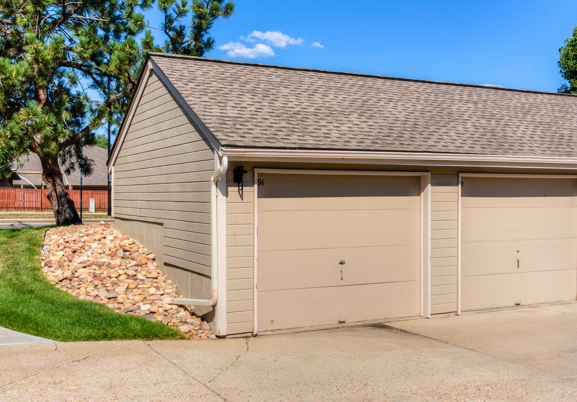 Building Photo - 5530 Stonewall Pl