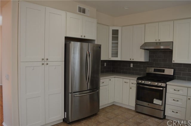 Building Photo - 15272 Rousseau Ln