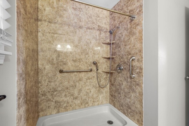 Building Photo - 212 Morganmeade Ct