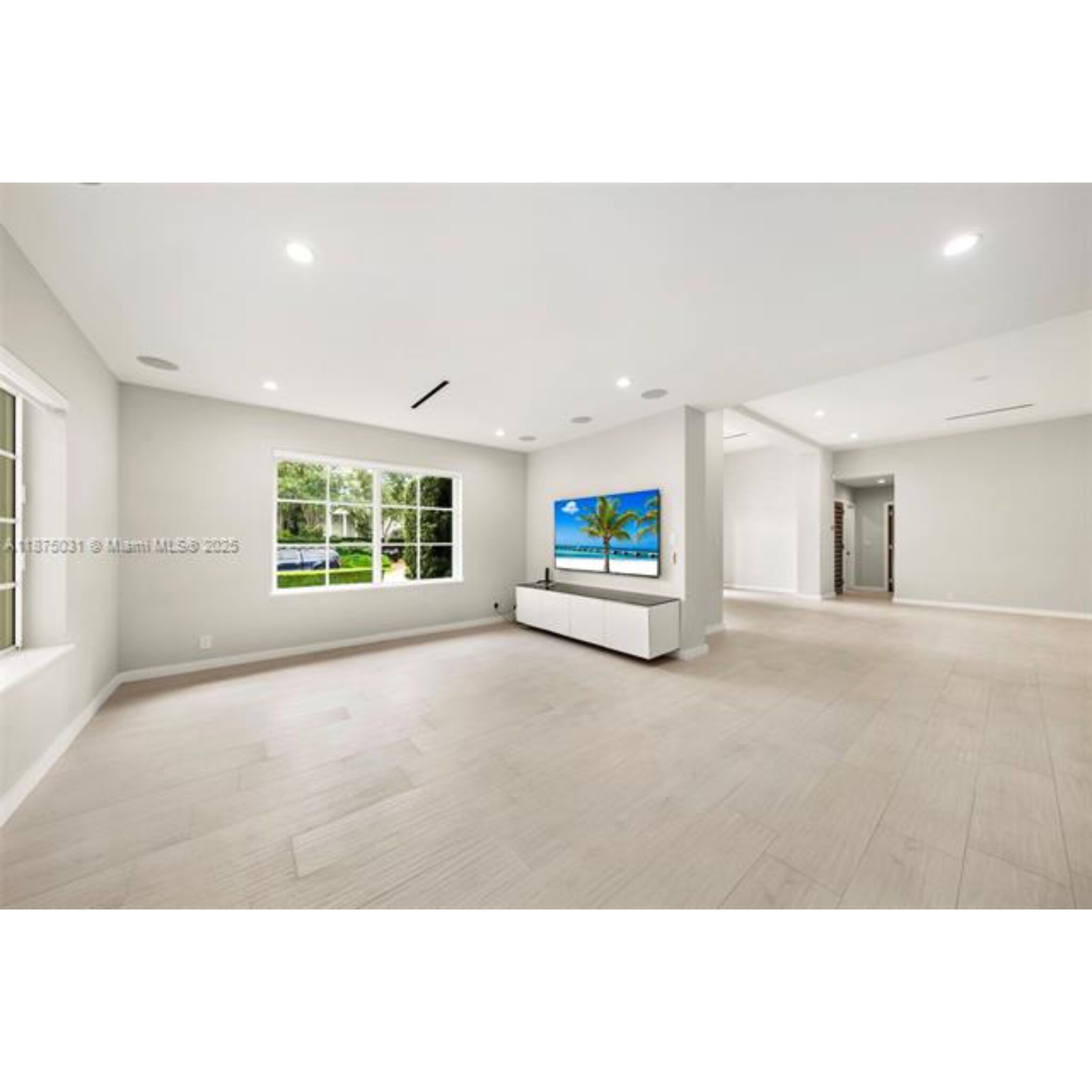 Building Photo - 4380 Lake Rd