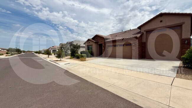 Primary Photo - 9509 S 39th Dr
