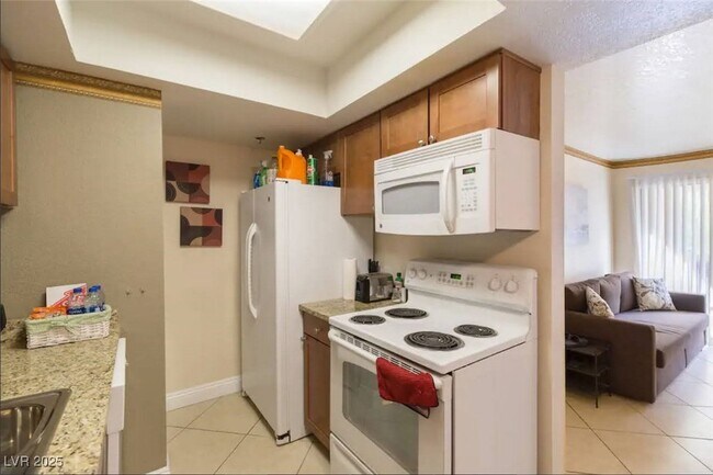 Building Photo - 4200 S Valley View Blvd