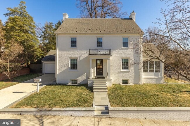 Building Photo - 4105 17th St NW