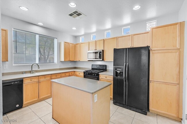 Building Photo - 7556 Creative Ct