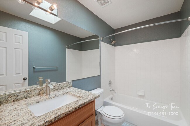 Building Photo - Charming 4-Bedroom Home Near Fort Carson in Glen at Widefield