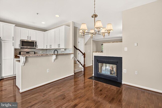 Building Photo - 6126 Madison Crest Ct