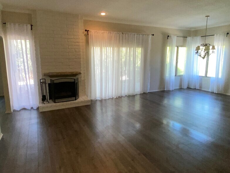 Building Photo - 44249 Portofino Ct