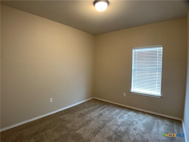 Building Photo - 1140 Brown Rock Dr