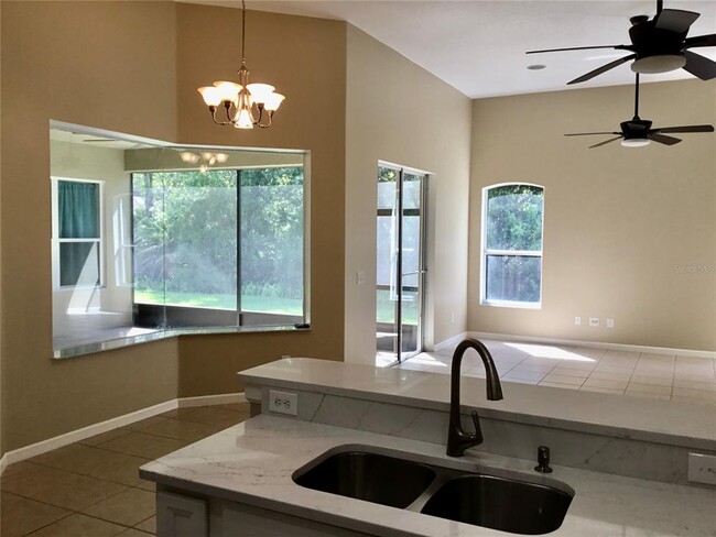 Building Photo - 1713 Winding Oaks Dr