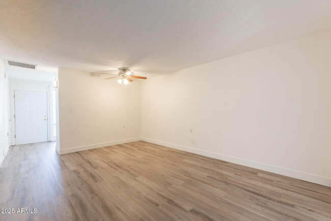 Building Photo - 13001 N 113th Ave