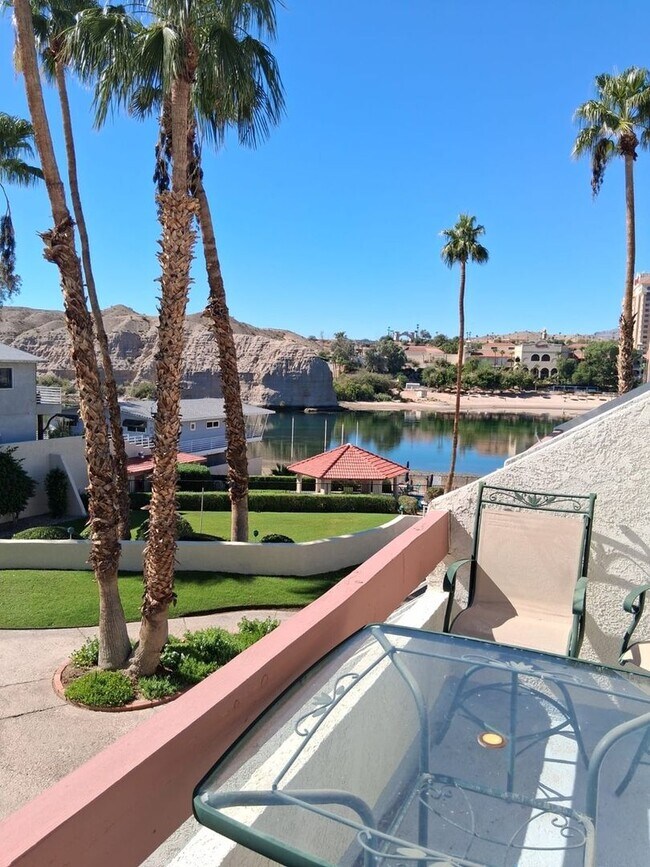 Building Photo - Dream Riverfront 2BR Condo in Bullhead City