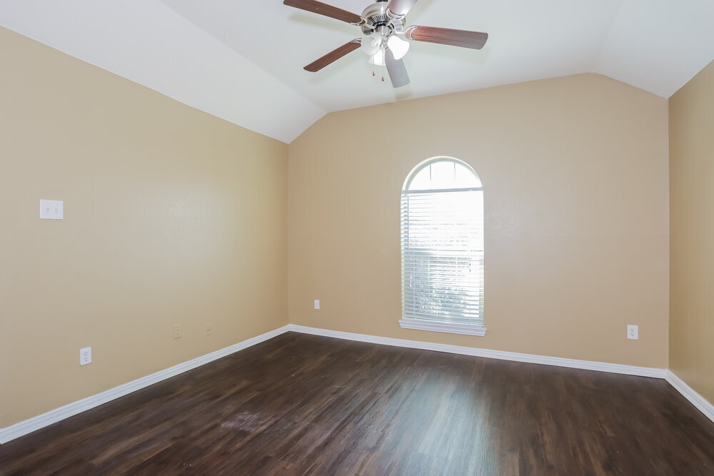 Building Photo - 1901 Belshire Ct