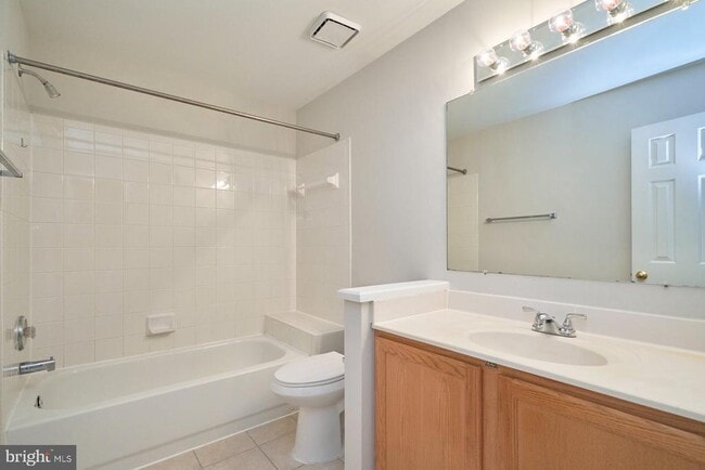 Building Photo - 4804 Heron Neck Ln