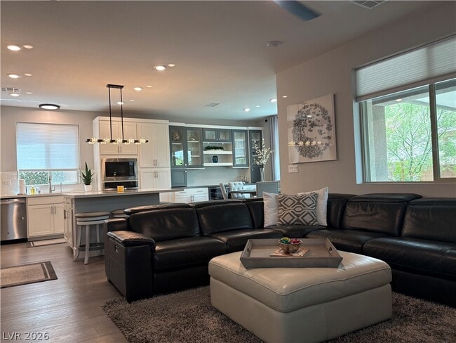 Building Photo - 7079 Garnet Crest Ct