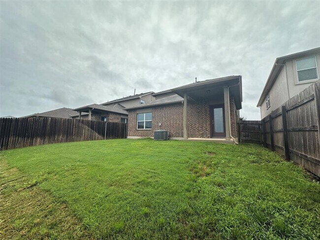 Building Photo - 1221 Fairhaven Gtwy