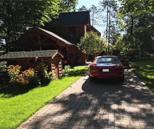 Building Photo - 52 Buck Lake Rd