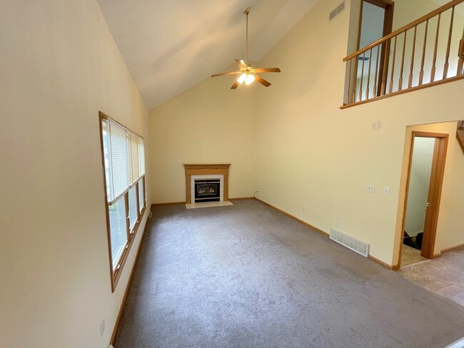 Building Photo - 220 Concord Hill Dr