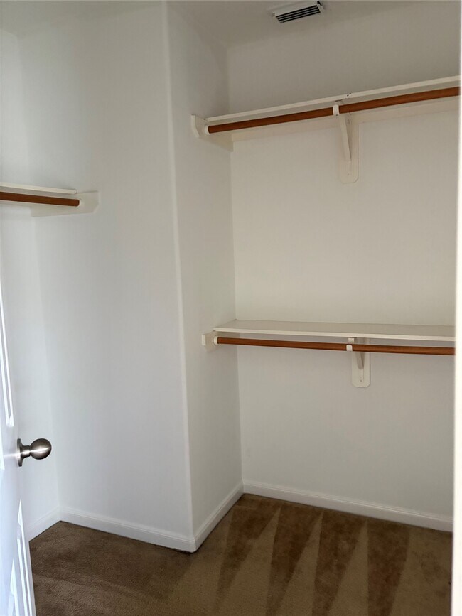 Building Photo - 13993 Buckskin Dr