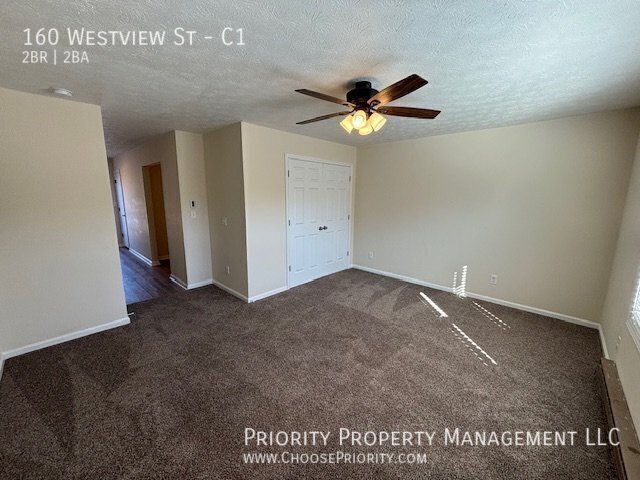 Building Photo - 160 Westview St