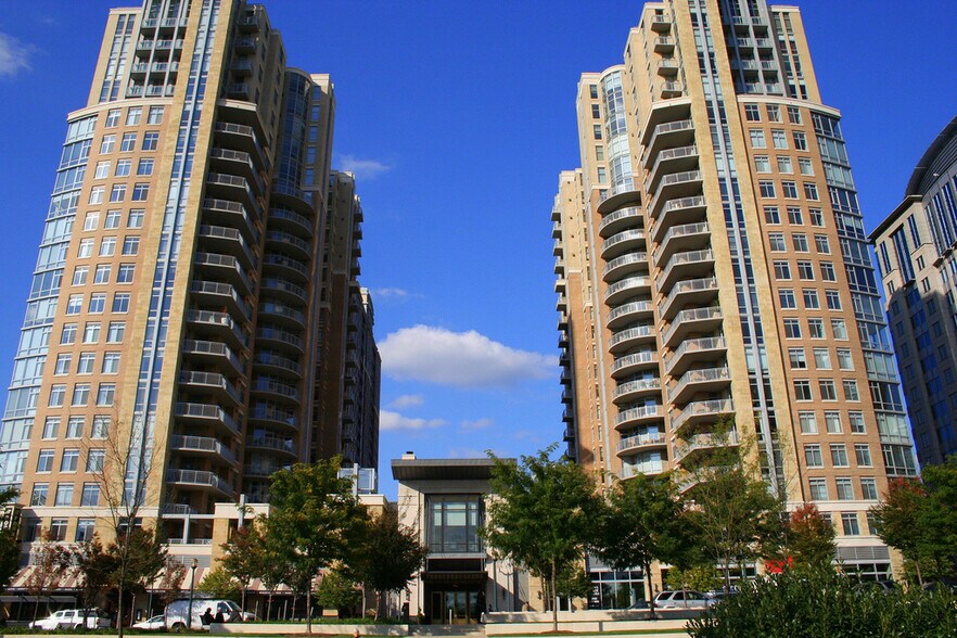 Building Photo - 11990 Market St