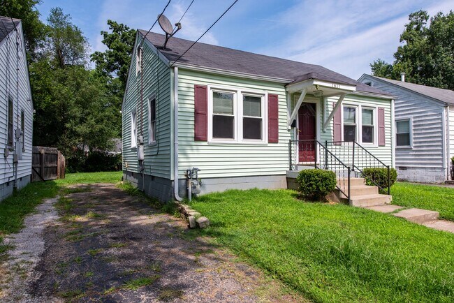 Building Photo - Charming 2-Bedroom Home with Bonus Attic S...