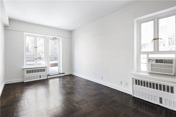 Building Photo - 35 East 35th Street