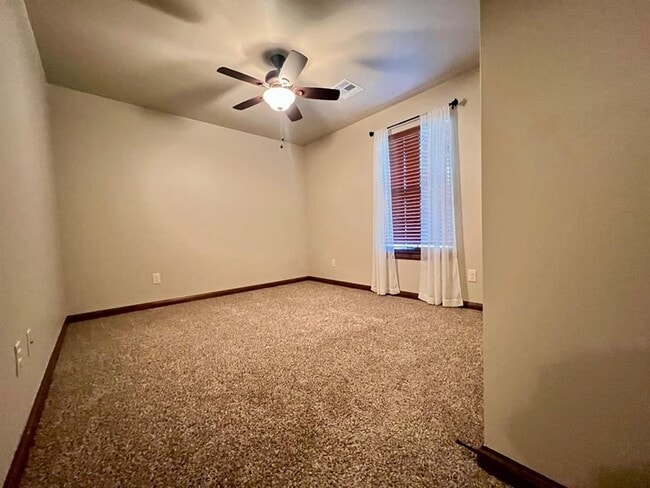 Building Photo - 11748 SW 25th Terrace