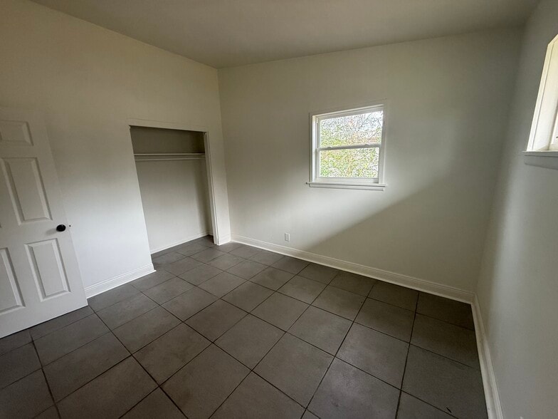 Building Photo - 2916 Williams Ave