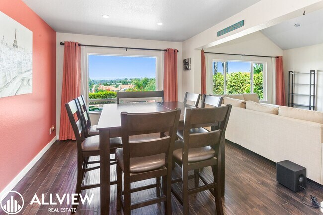 Building Photo - Beautifully Upgraded Home in Prime Mission Viejo Location