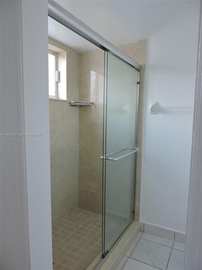 Building Photo - 10753 SW 142nd Ct