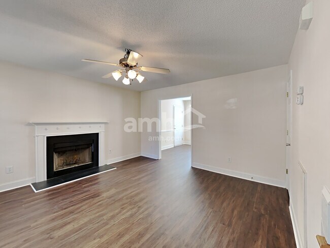 Building Photo - 2601 Mortise Ct