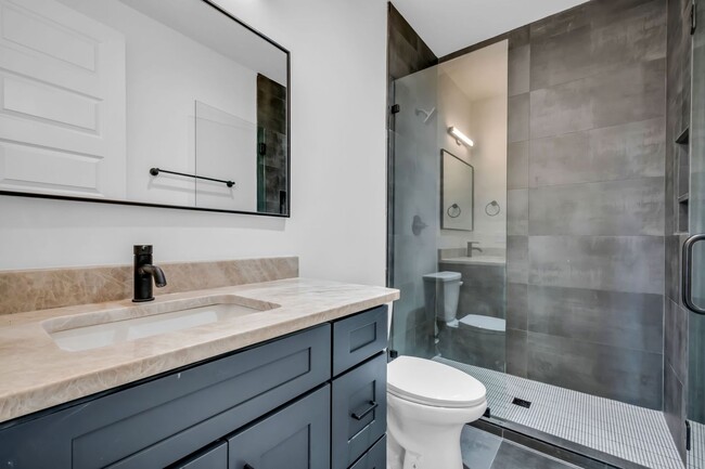 Building Photo - Modern Luxury Living in East Nashville